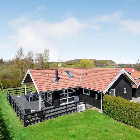 In Rudkobing With Kitchen Holiday home Spodsbjerg